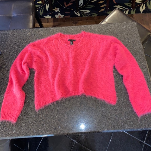 Forever 21 Cropped Sweater - Picture 3 of 3